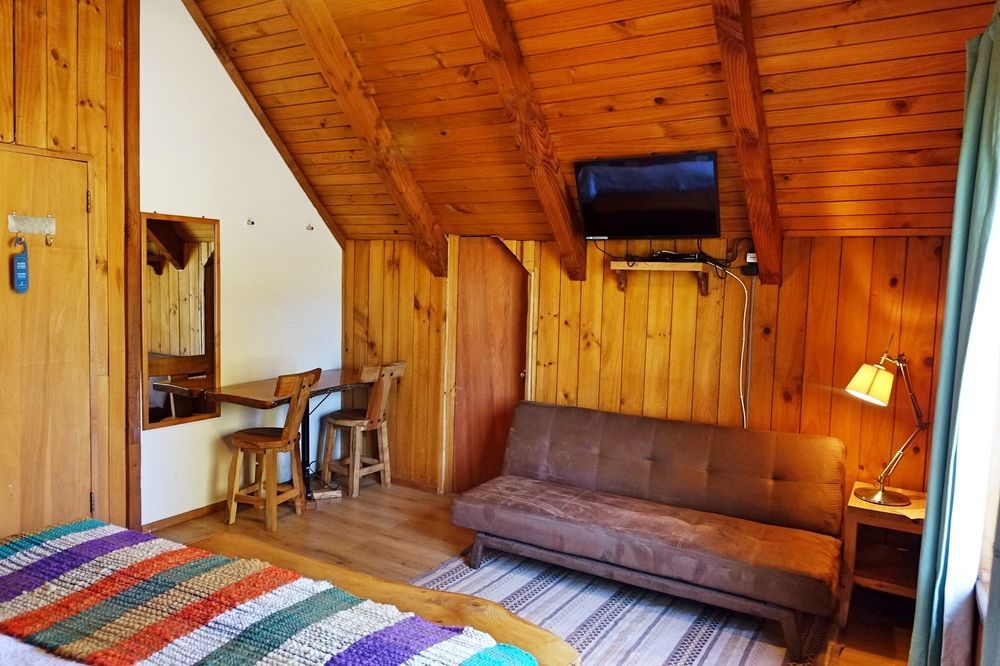 La Araucaria Hosteria Boutique - Ex Lounge Brasil Pucón Esterno foto