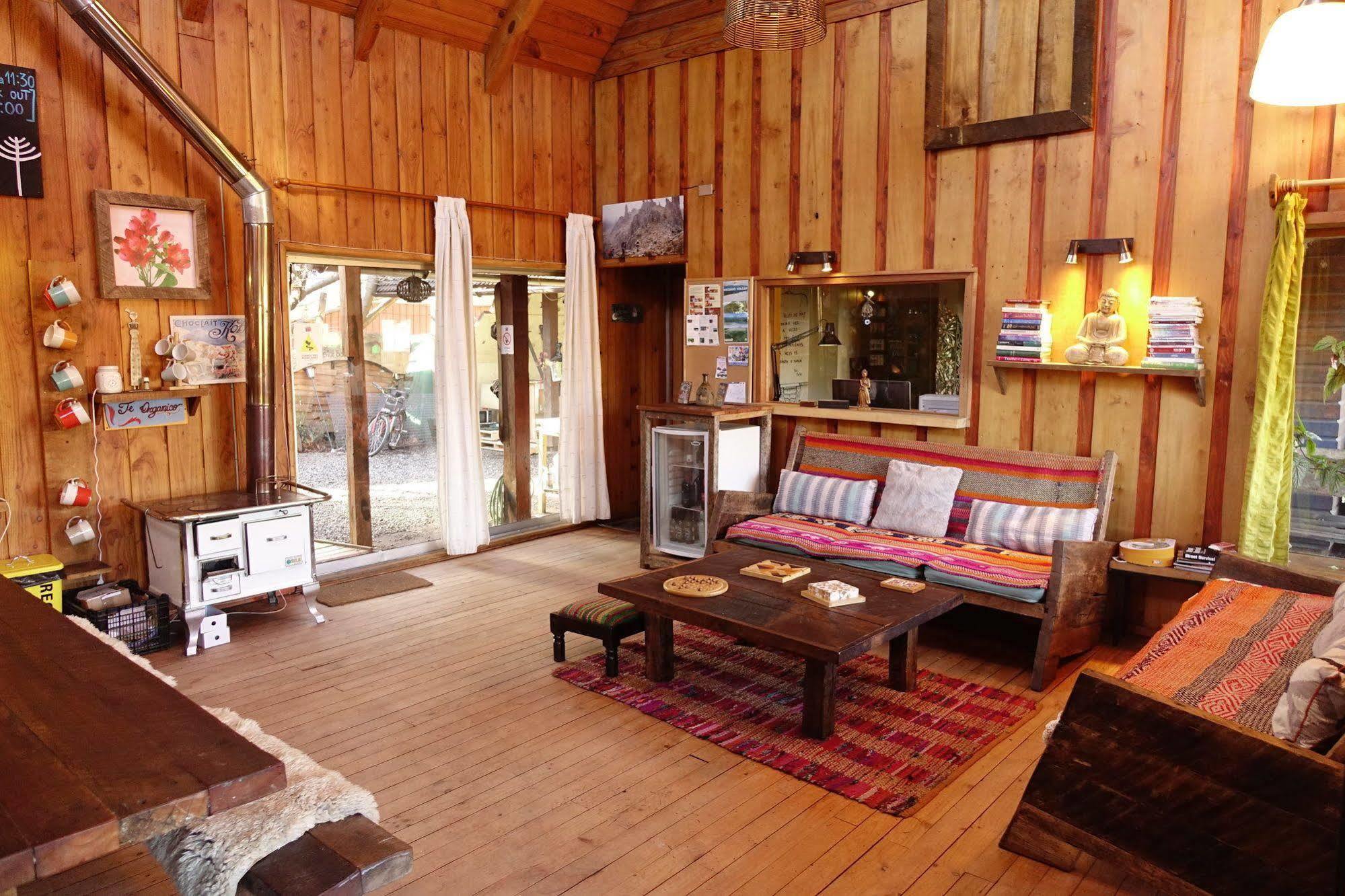La Araucaria Hosteria Boutique - Ex Lounge Brasil Pucón Esterno foto